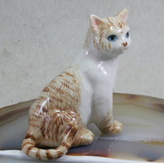 Katze, Hauskatze, Porzellanminiatur