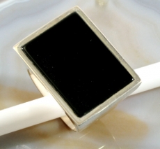 Onyx und Silber, Ring