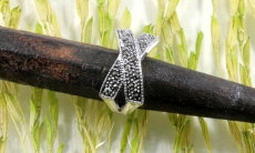 Markasiten und Silber, Ring