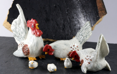Hühner, Hahn, Küken, Porzellanminiaturen