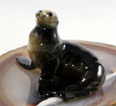 Seelöwe, Porzellanminiatur