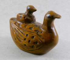 Ente, aus Holz geschnitzt