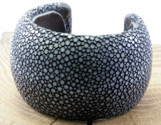 Rochenleder, Armreif