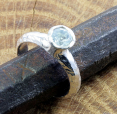 Blauer Topas und Silber, Ring