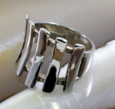 Ring mit Stäbchen, 925 Sterling Silber