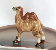 Kamel, Porzellanminiatur
