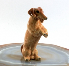 Dackel, Hund, Porzellanminiatur
