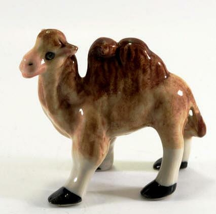 Kamel, Porzellanminiaturen