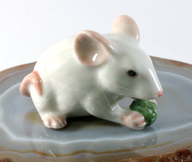 Ratte, Porzellanminiatur