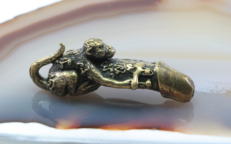 Affe auf dem Penis, Bronze,  Erotika