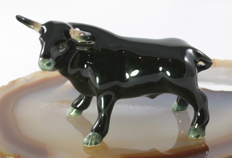 Stier,spanischer Stier,Porzellanminiatur