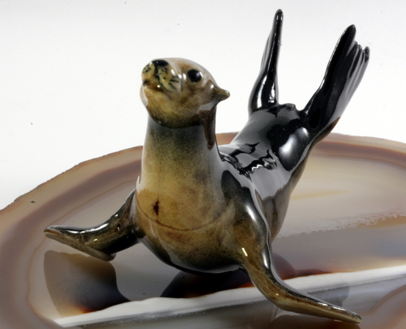 Seelöwe, Porzellanminiatur