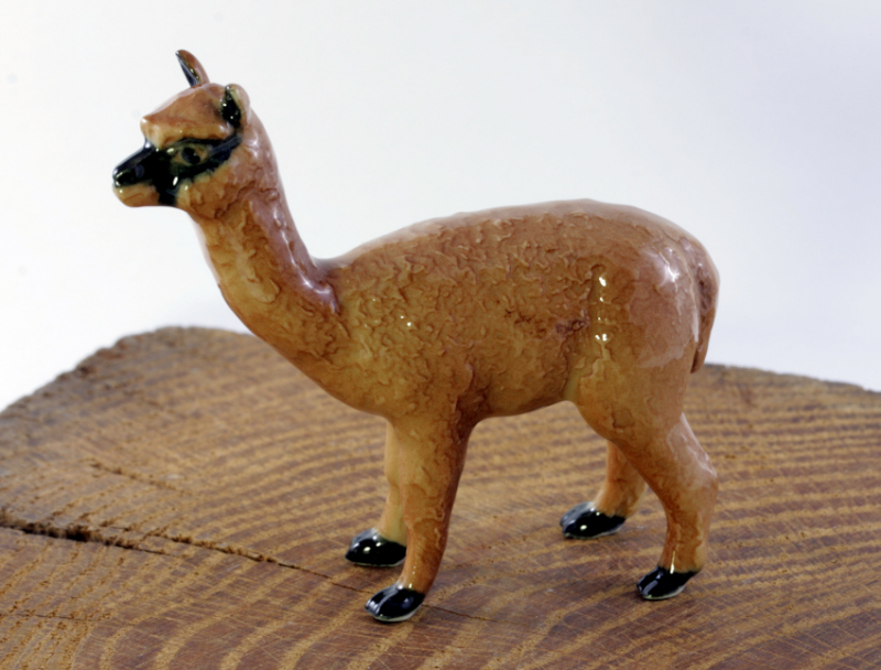 Lama, Porzellanminiatur