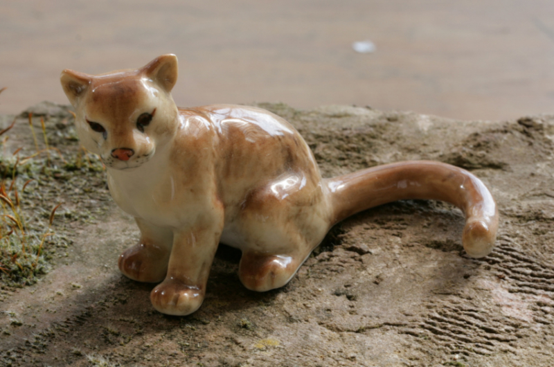 Puma, Porzellanminiatur