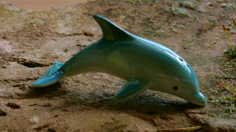 Delfin, Porzellanminiatur