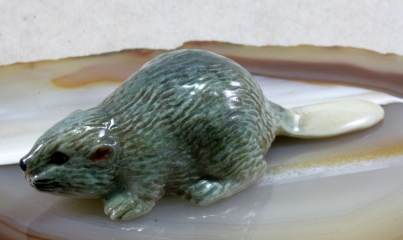 Biber, Porzellanminiatur