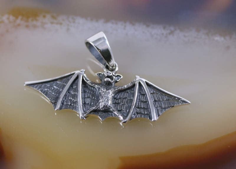 Fledermaus, Anhänger, Silber