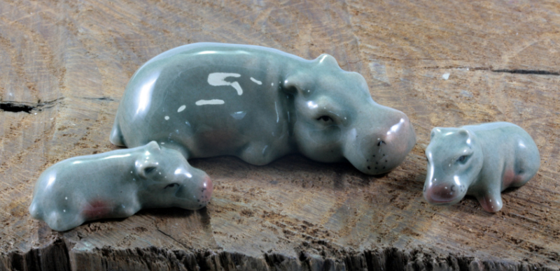 Nilpferd mit Kindern, HIPPO, Porzellanminiaturen