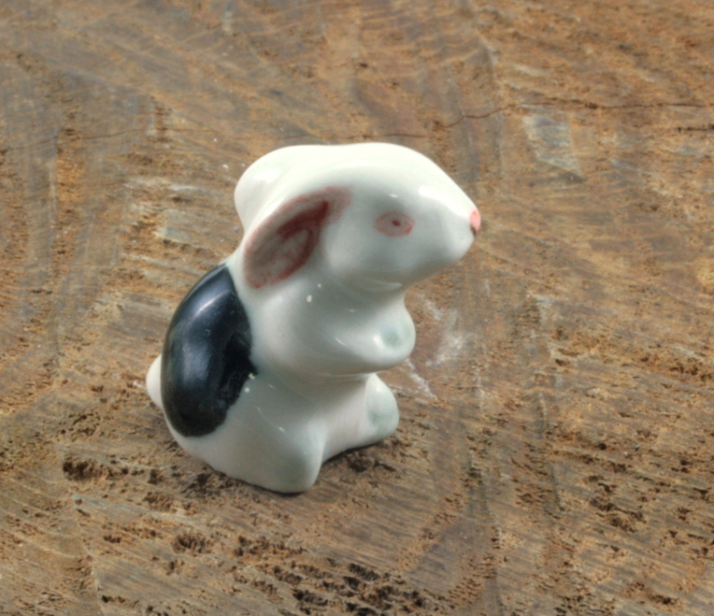 Hase, Porzellanminiatur
