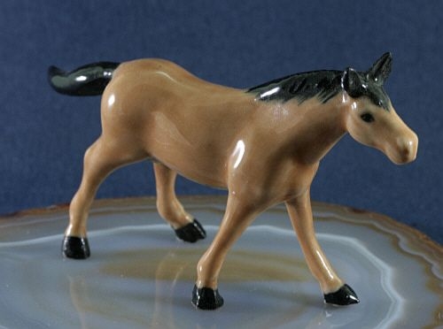 Pferd, Porzellanminiatur