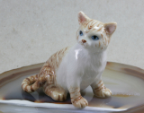 Katze, Hauskatze, Porzellanminiatur