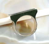 Onyx und Silber, Ring