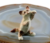 Katze streckt sich,Porzellanminiatur,Miniatur