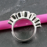 Edelsteine und Silber, Ring