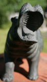 Nilpferd, Bronzeskulptur